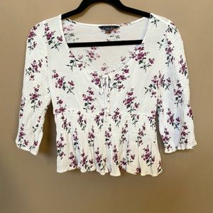 American Eagle flowy top